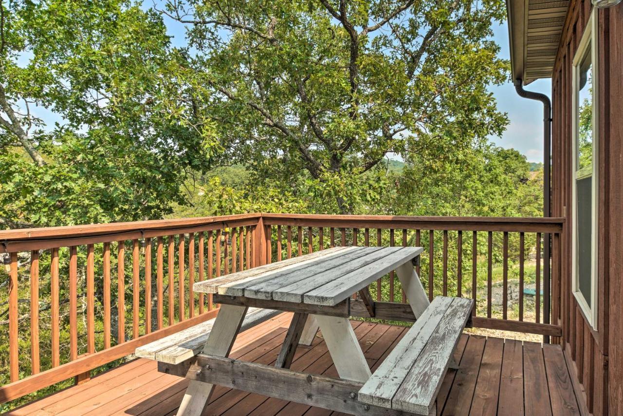 Branson West Cabin With Pool Access And Golfing Exterior foto