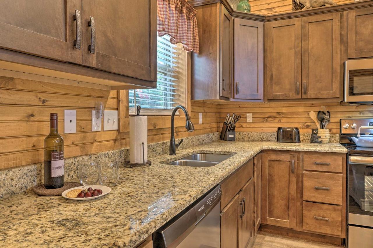 Branson West Cabin With Pool Access And Golfing Exterior foto